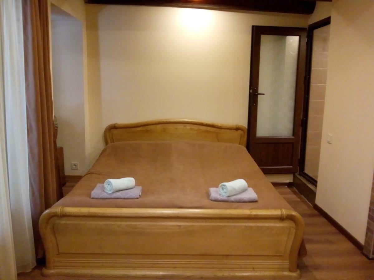 Low Budget Room With King Size Bed Τυφλίδα Εξωτερικό φωτογραφία